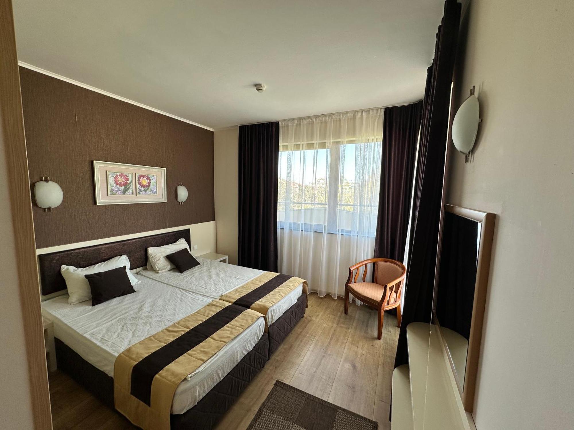 Hotel Capri Несебр Экстерьер фото
